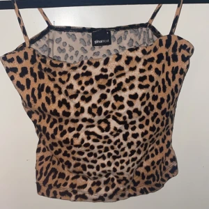 Leopard linne  - Leopard linne från Gina 