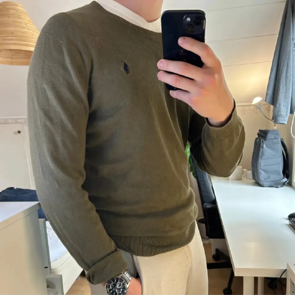 Polo Ralph Lauren tröja som är storlek L och är väldigt snygg. Tröjor & Koftor.