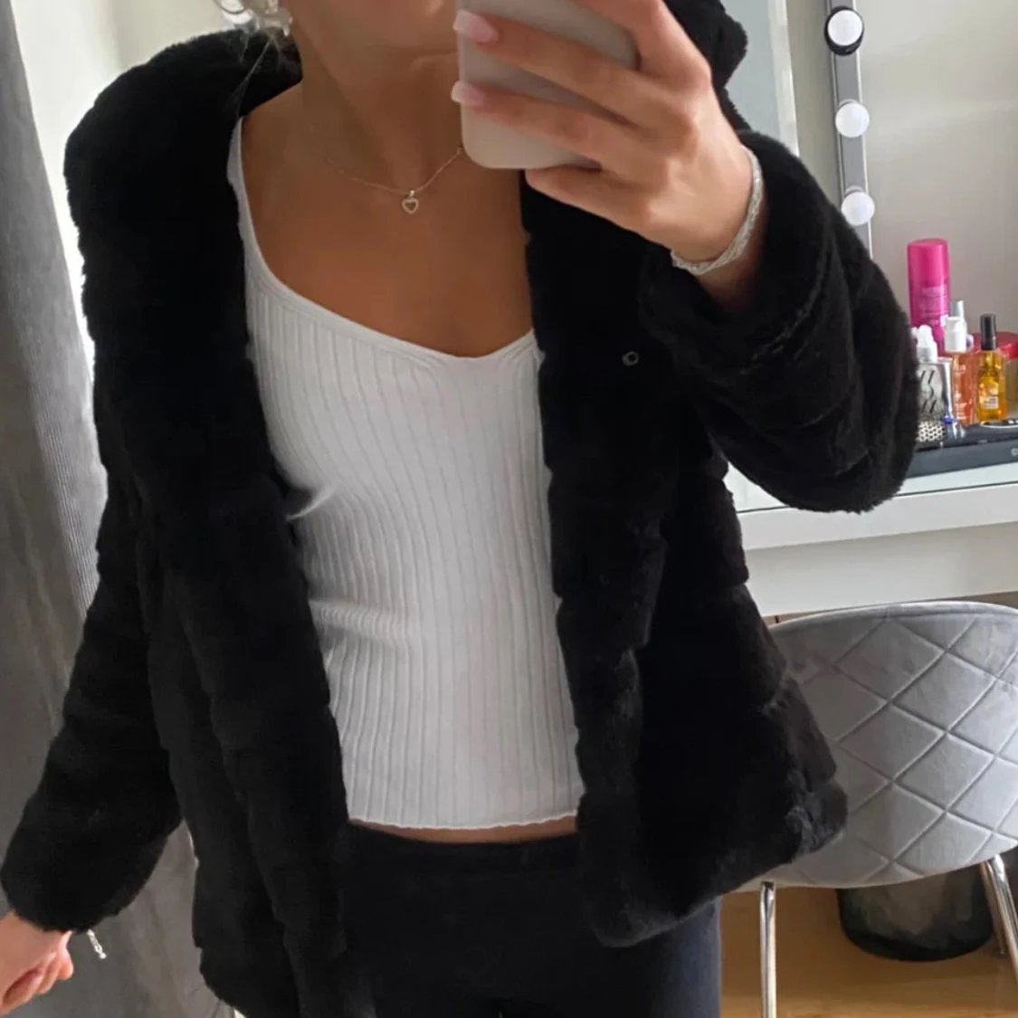 En jättegosig pälsjacka nu inför vintern/hösten - 91