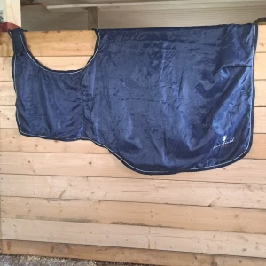 Ländtäck - Ländtäcke med fleece fodring Bra skick