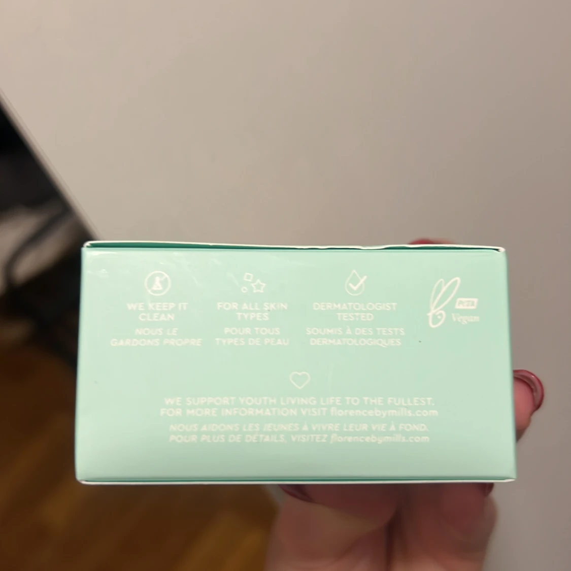 Florence by Mills Floating Under the Eyes - 92