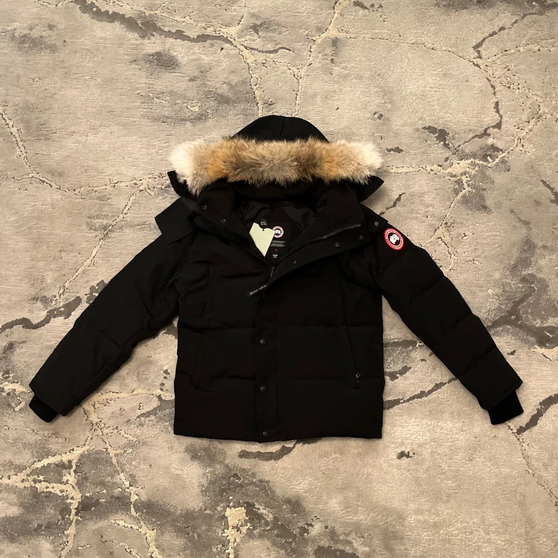 Canada Goose Wyndham Parka storlek S passar för M