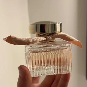 Parfym Chloé - Nästintill full, 50 ml. Nypris 1100