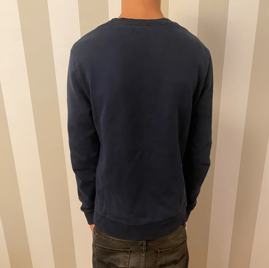 Mörkblå sweatshirt från A.P.C. - 90