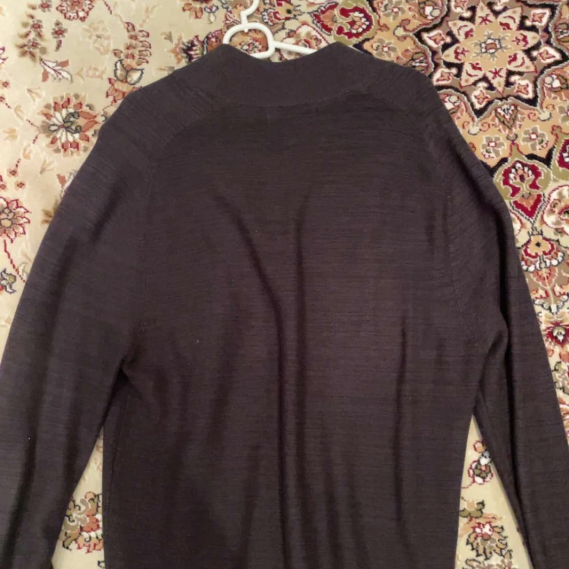 Mörkgrå tröja med dragkedja från Primark - 1