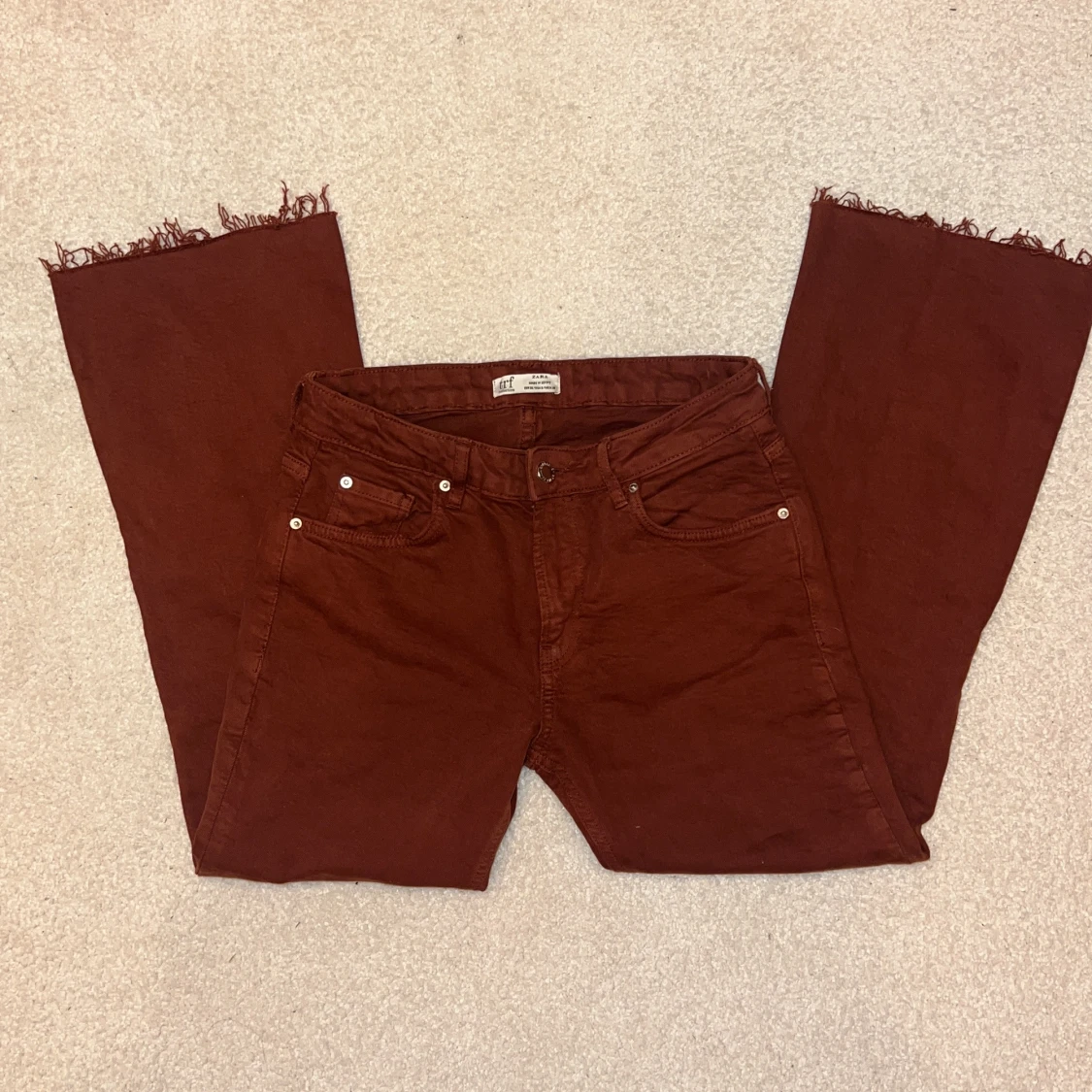 Mörkrösa bootcut jeans❤️