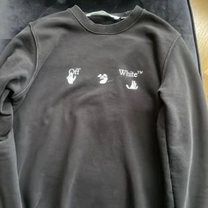 Kofta Off White - Off white kofta storlek S passar XS