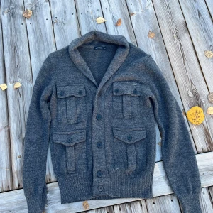 ”Antony morato” kofta - Säljer nu en sjukt fet kofta från märket ”Antony Morato” i storlek L. Sitter som storlek M.