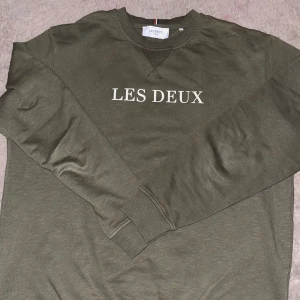 Le deux tröja - Le deux tröja från mq oanvänd 