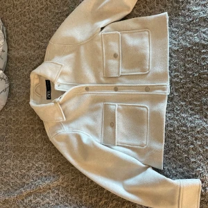Zara jacka dam - Super fin till hösten.