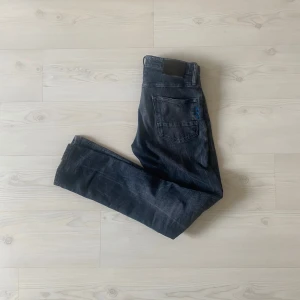 SCOTCH & SODA JEANS - Scotch & Soda jeans i slim modellen Ralston | Storlek: 31/34  - Skicket är bra - Mitt pris: 349 - Nypris: Ca 1600   Hör gärna av dig om du har några frågor.//AU_Archive