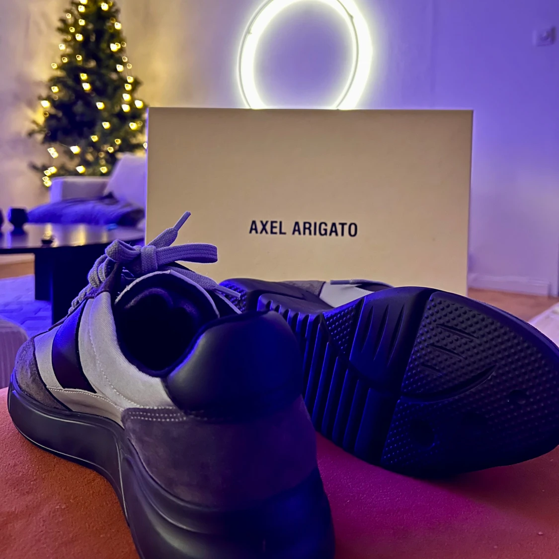 Arigato  Genesis Vintage Runner Sneaker - 91