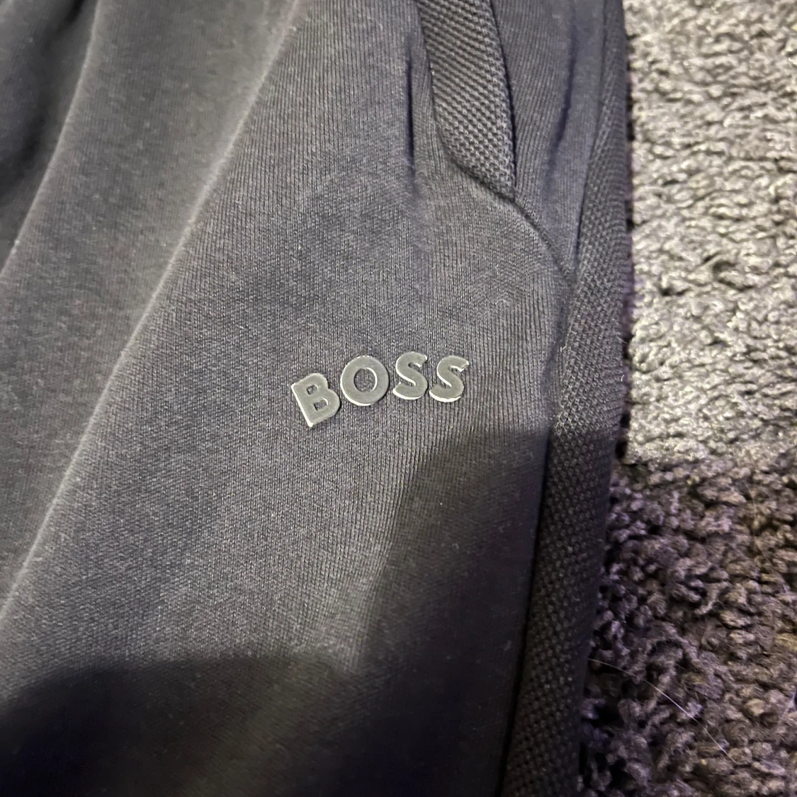 Hugo Boss mjukisbyxor  - 90