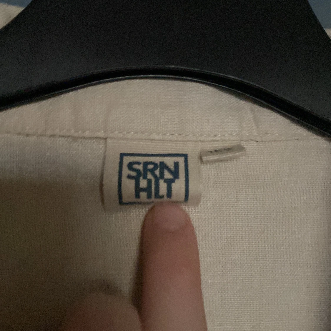 Beige kortärmad skjorta från Marie Serneholt - 90