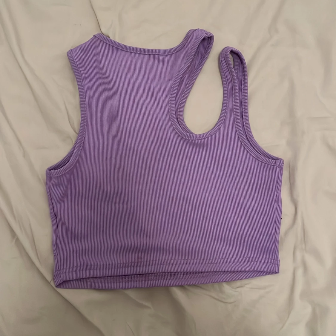 Lila ribbad linnetopp från Shein - 90