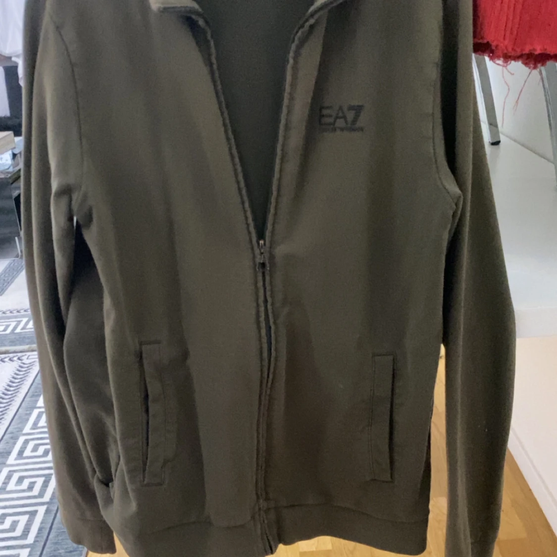 Olivgrön jacka från EA7 - 90