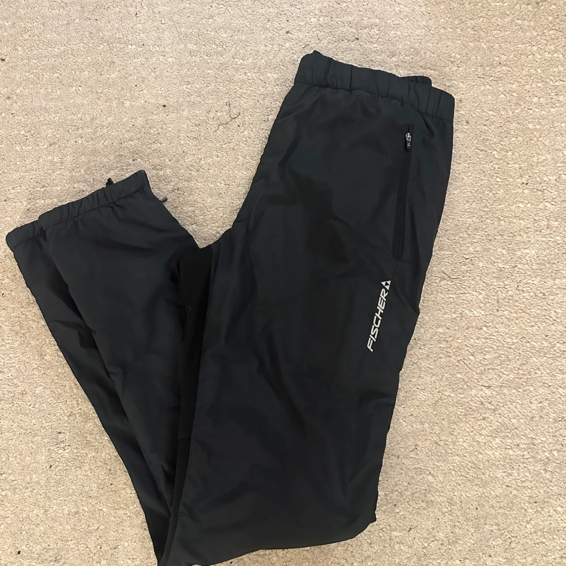Svarta träningsbyxor från Fischer