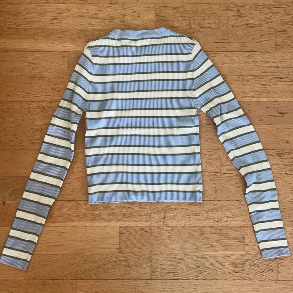 Randig ribbad tröja från Zara - 91