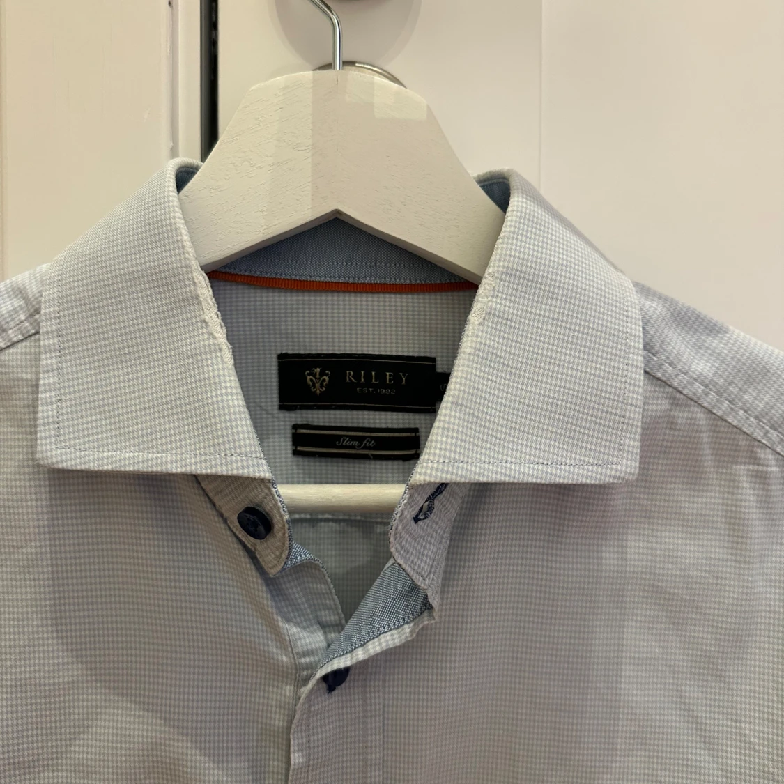 Ljusblå skjorta från Riley - 91