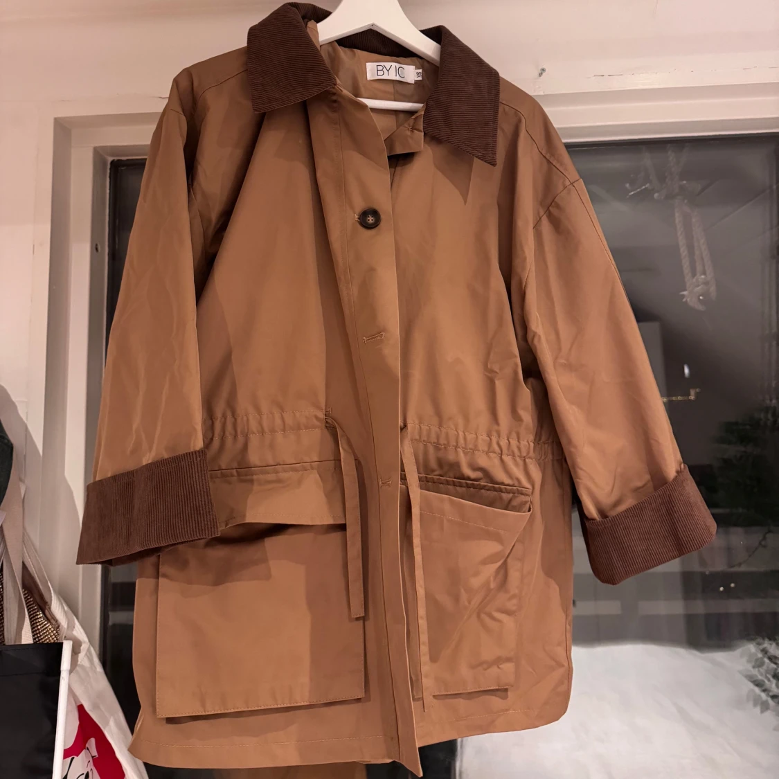 Brun jacka från BYIC - 90