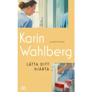 Lätta ditt hjärta är tredje delen i Karin Wahlbergs älskade romanserie om människorna kring lasarettet i Ekstad under 1950-talet.Stina Rudström är äntligen färdig med sin utbildning och stolt och andaktsfull stiger hon in på Allmänna BB i Stockholm för att påbörja sitt första riktiga arbete som barnmorska. Hon vill vara en person som kan göra skillnad för andra människor. Hon ser till och med fram emot att få arbeta över. Glänsande barnkroppar, blod och fostervatten, uppdraget känns både påtagligt och livsbejakande.Sjuksköterskebristen, den eviga, härjar i Ekstad. Syster Greta, avdelningsföreståndare på Epidemin drar en lättnadens suck när hon får tag i en ny sköterska till sin avdelning även om hon känner sig lite tveksam till syster Katjas kvalifikationer. Var kommer hon ifrån egentligen?Lilla Marianne som bara går i andra klass oroar sig för mamma Sonja. Oftast ligger hon i soffan när Marianne kommer hem från skolan. Sonja får medicin från sjukhuset och är trött, så trött. Tant Nancy hjälper henne och ett par gånger har ambulansen fått hämta henne.    Format Pocket   Omfång 400 sidor   Språk Svenska   Förlag Albert Bonniers Förlag   Utgivningsdatum 2024-02-15   Medverkande Reklambyrå Hummingbirds   ISBN 9789100806101  