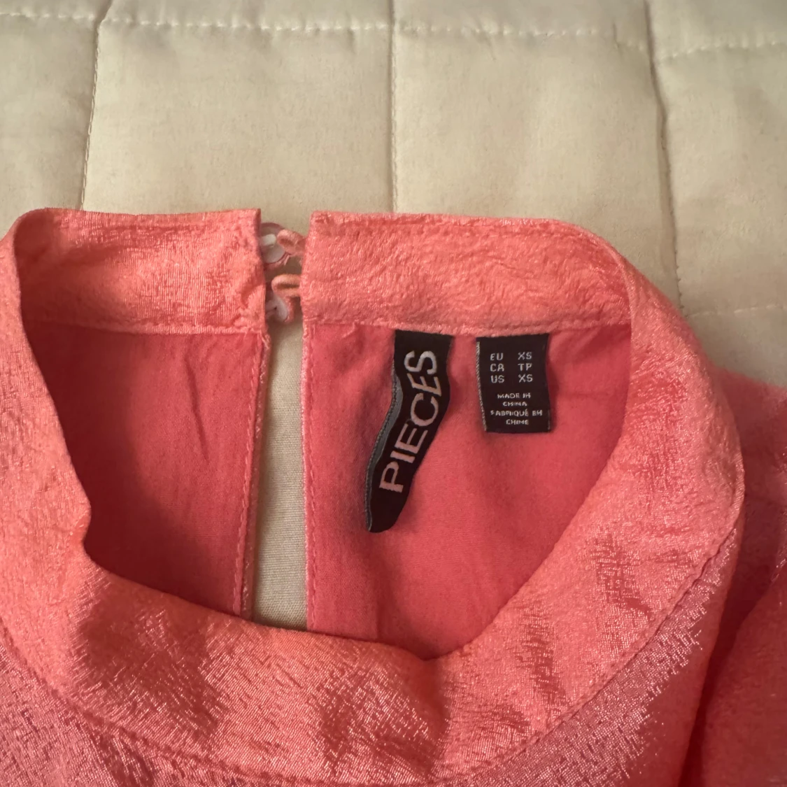 Gullig rosa topp - 90