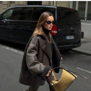 Jacka  - Banbury Vintage Leather Jacket i storlek  S / färg Espresso, aldrig använd. köpt på lux vintage, för 1360 kronor. 