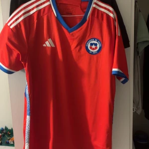 Chile landslagströja  - Chile landslagströja 22/23 Nästan  Helt ny