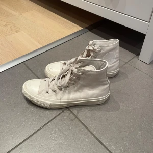 Converse all star  - Fina converse i bra skick Storlek 38