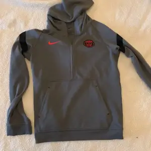 S psg hoodie som jag fick av en vän