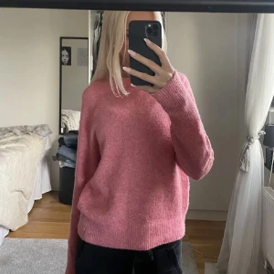 rosa stickad tröja - superfin men använder den inte 