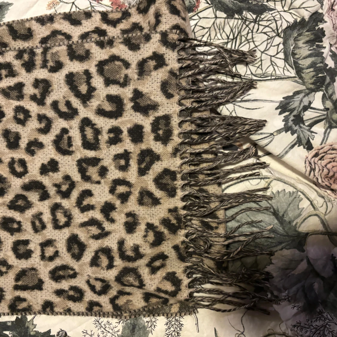 Leopard halsduk - 91