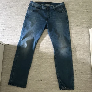 Replay Anbass - Replay anbass hyperflex. Näst intill nya, köpta på nk förra veckan. men insåg det ej är min typ av byxor.  Nypris 2699. Hör av dig vid frågor eller intresse💯