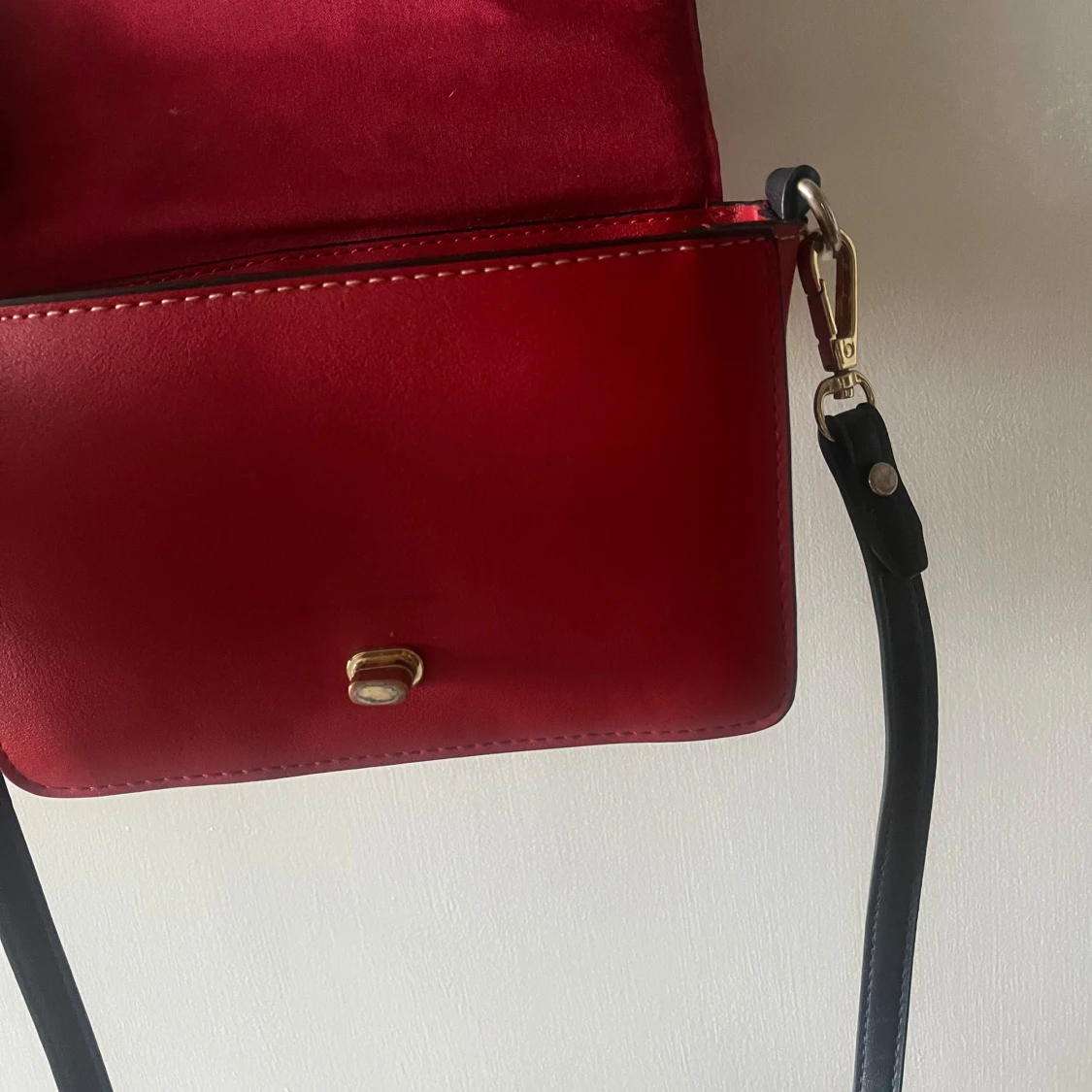 Fin detaljerad handväska - 91