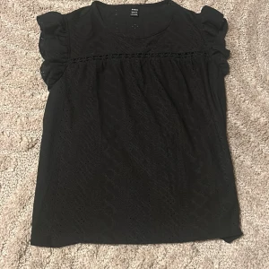 Blus - Svart blus 💓💓 