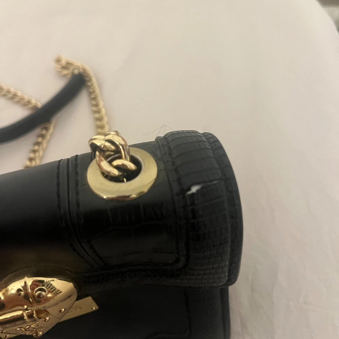 Moschino väska  - 90