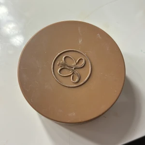 Anastasia bronzer - Färg: sunkissed, nypris 400kr~