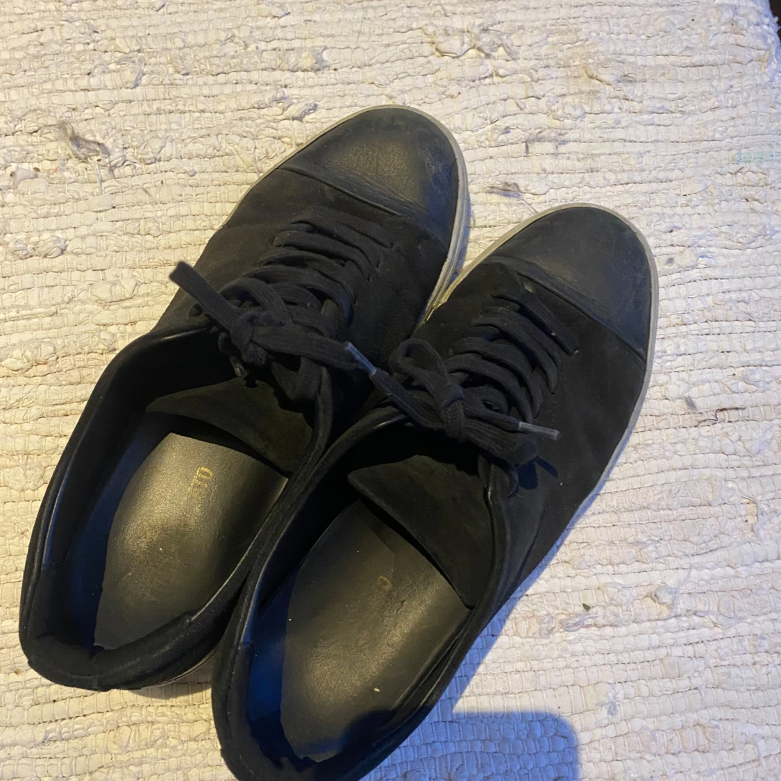 Svarta sneakers från Axel Arigato - 90