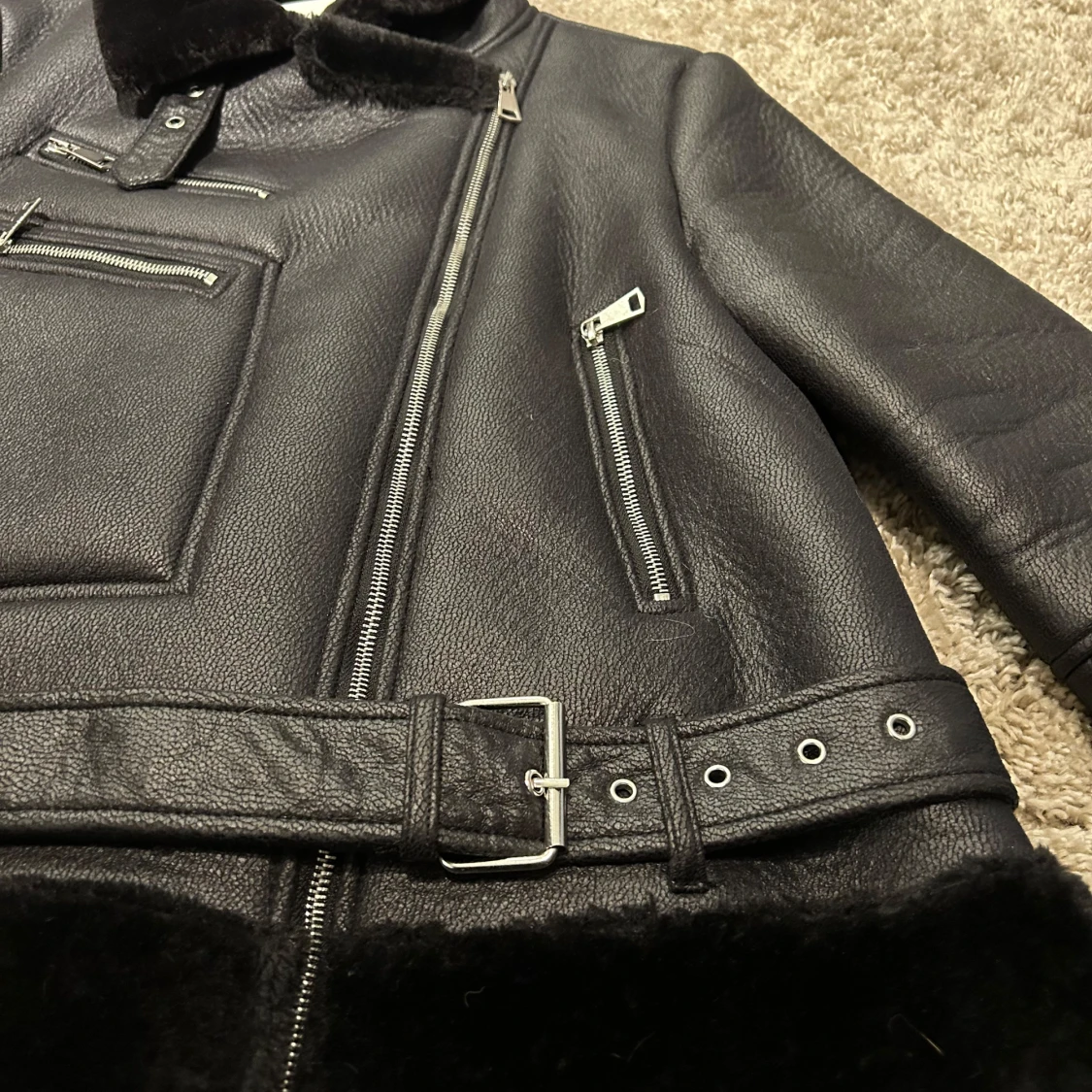 Skinnjacka med päls - 90