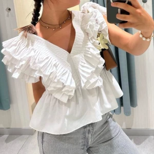 Volang topp - Sååå fin volangtopp från zara😍😍