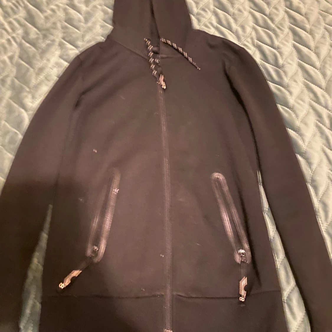 Träningsjacka / träningskort / skinny svart kofta  - 90