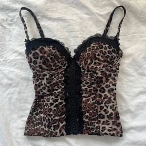 leopard topp - korsett-topp i leopardmönster
