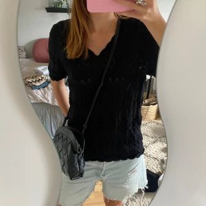 T-shirt  - Tröja med missoni liknande mönster i strl S/M🥰