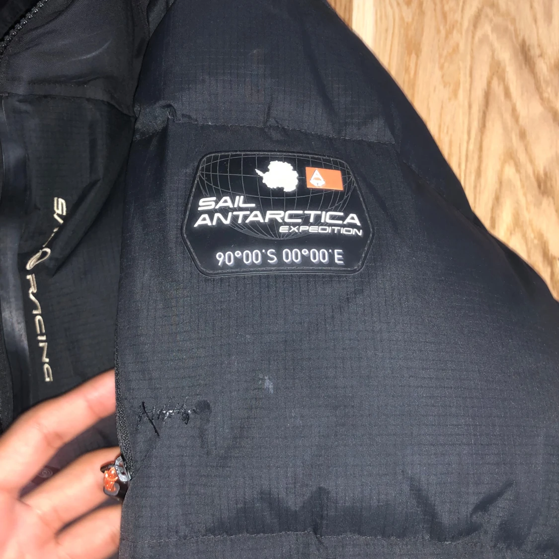 Svart dunjacka från Sail Racing - 91