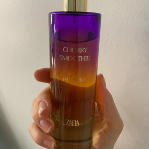 Zara cherry smoothie parfym  - Eftertraktad Zara parfym. Mycket kvar fortfarande 