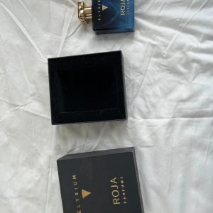 Roja elysium 90/100ml byter och säljer - Hej, säljer en roja elysium 90/100ml. Full presentation. Kan mötas vid TC eller solna.  Helst swish.
