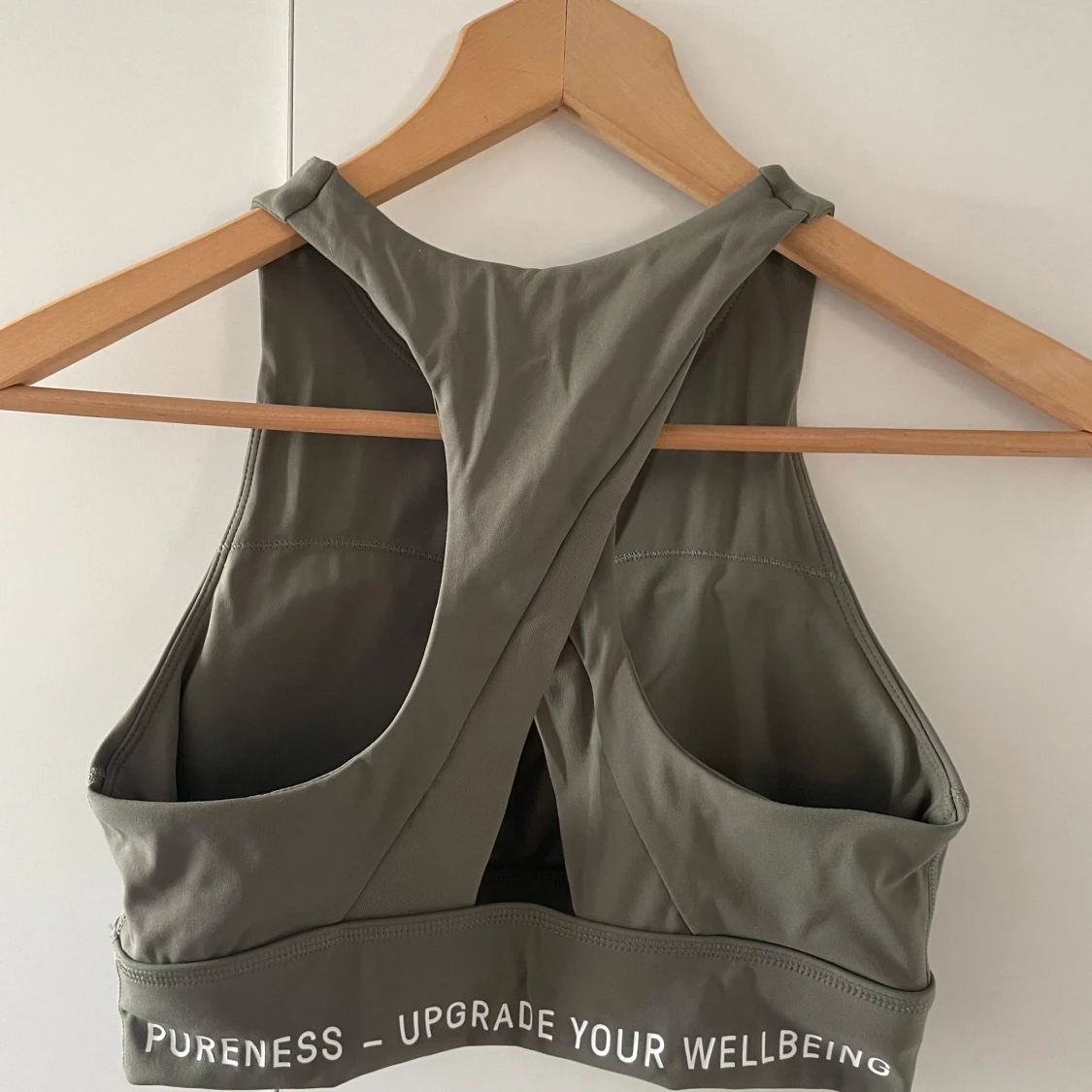 Grå sporttopp från Pureness