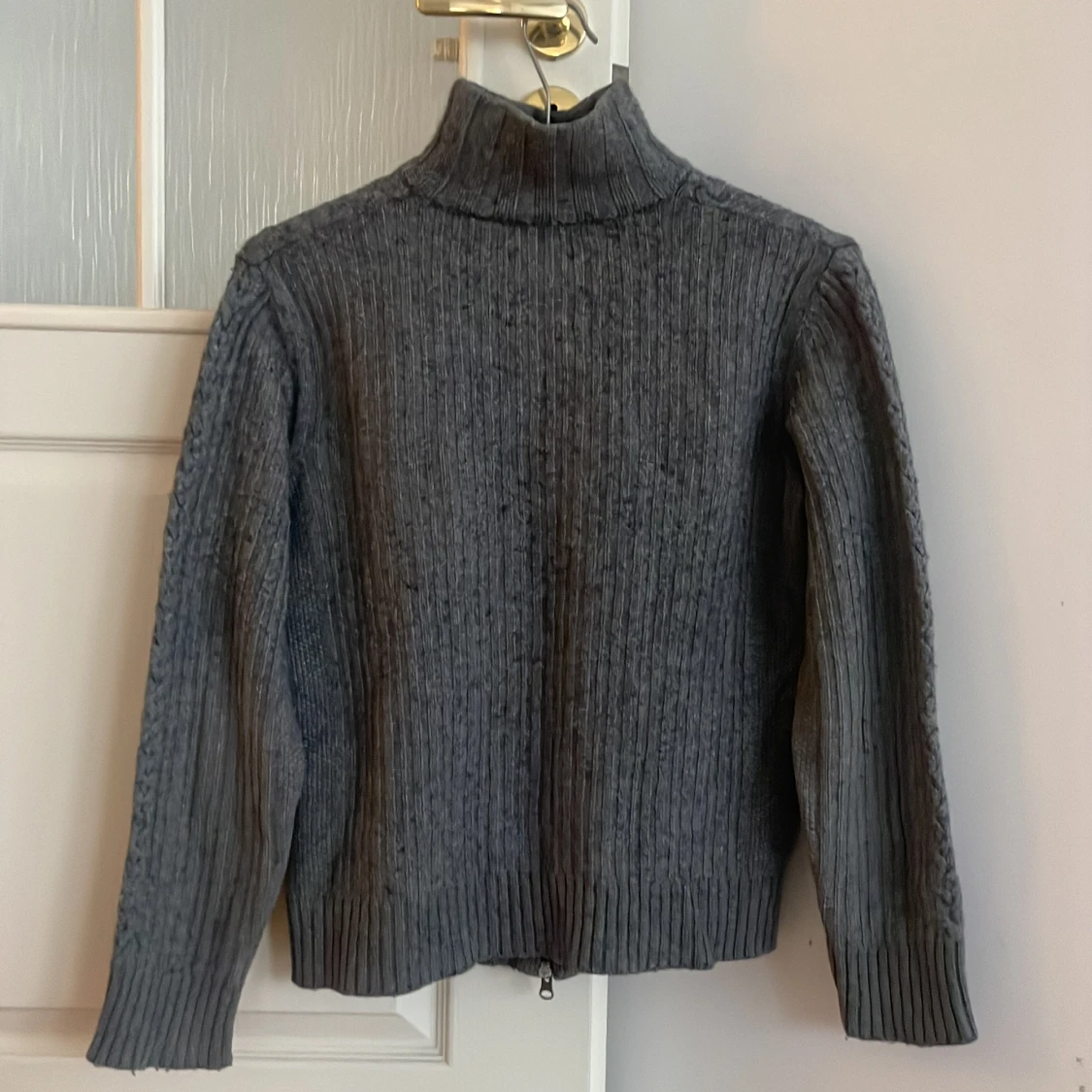 Grå stickad kofta från Marc O'Polo - 90