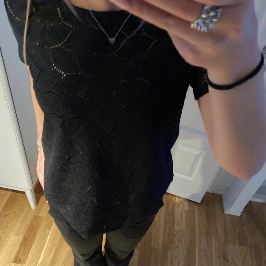 Svart spets tröja  - 91