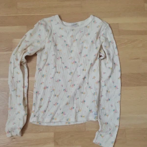 Coquette tröja från urban outfitters - Tröja från urban outfutters